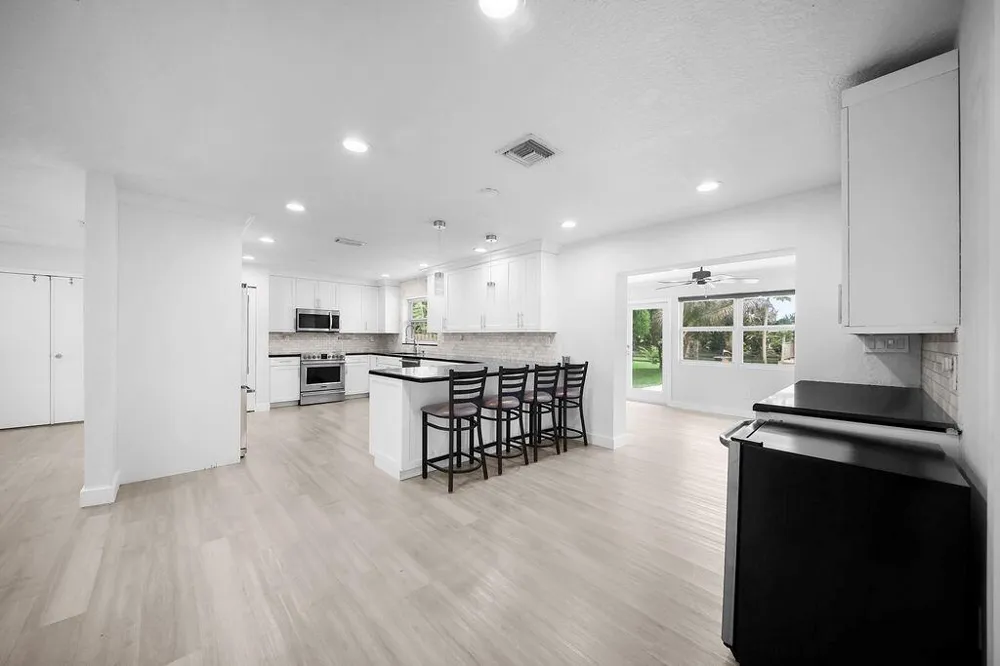 4910 SW 205TH AVENUE Southwest Ranches, FL 33332