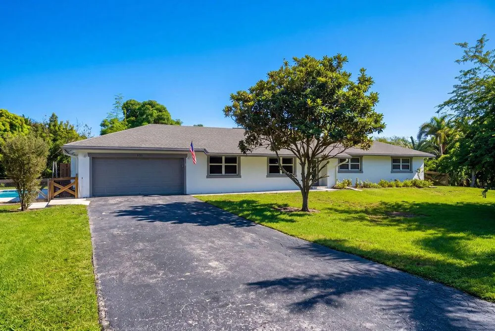 4910 SW 205TH AVENUE Southwest Ranches, FL 33332