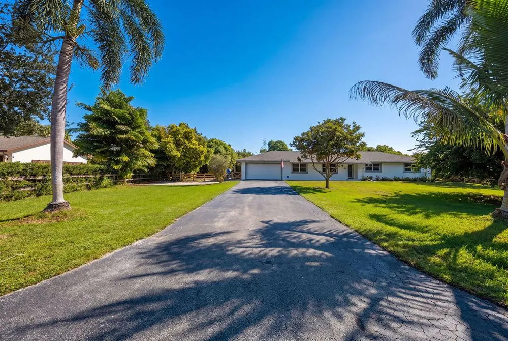 4910 SW 205TH AVENUE Southwest Ranches, FL 33332