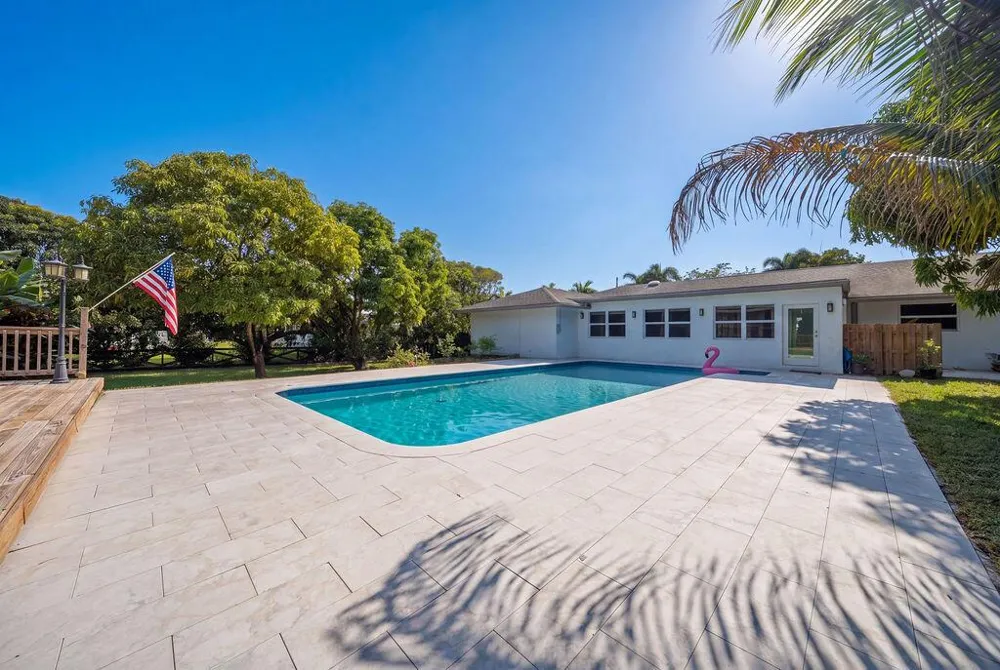 4910 SW 205TH AVENUE Southwest Ranches, FL 33332