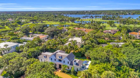 44 S Beach Road