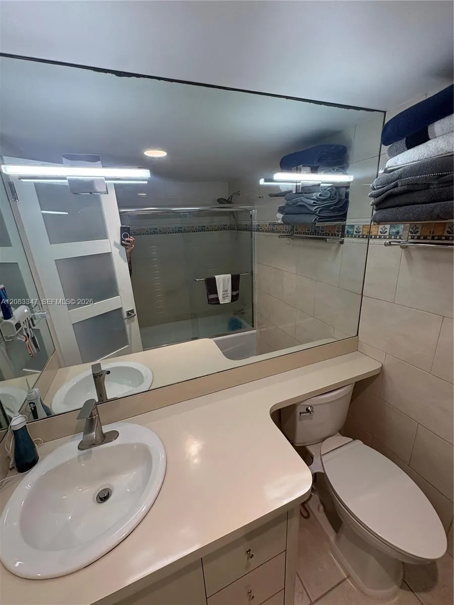 2100 Sans Souci Blvd #A1409 North Miami, FL 33181