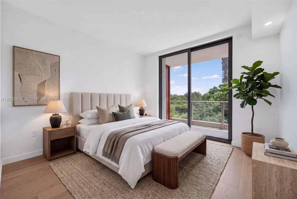 2200 Brickell Avenue #315 Miami, FL 33129