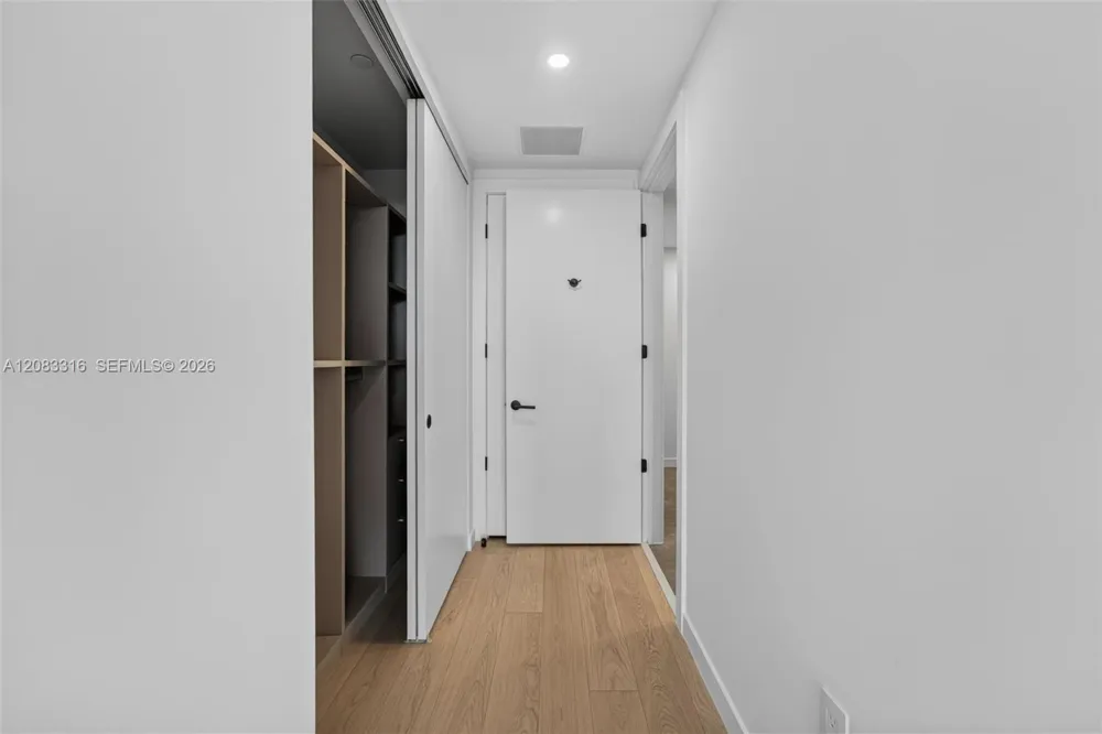 2200 Brickell Avenue #315 Miami, FL 33129