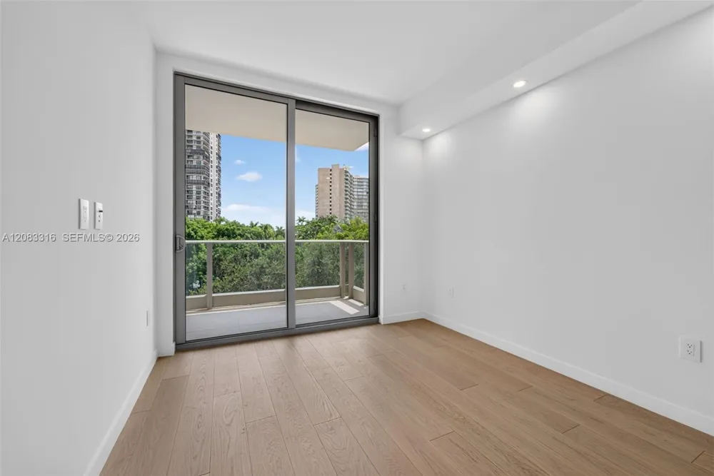 2200 Brickell Avenue #315 Miami, FL 33129