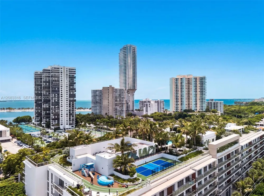 2200 Brickell Avenue #315 Miami, FL 33129