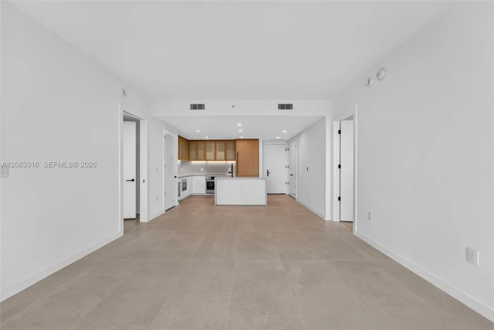 2200 Brickell Avenue #315 Miami, FL 33129