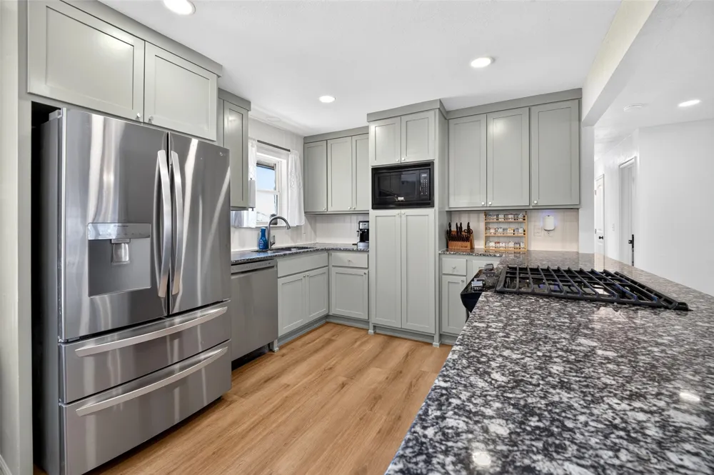 1631 Valley Parkway Claremore, OK 74017
