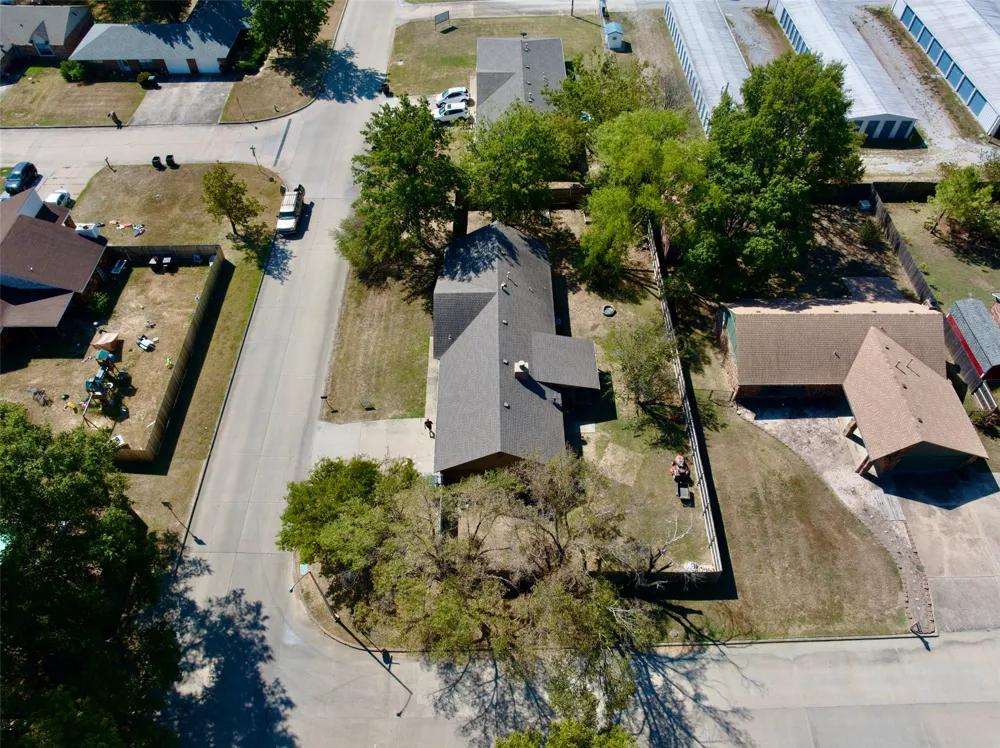 1631 Valley Parkway Claremore, OK 74017