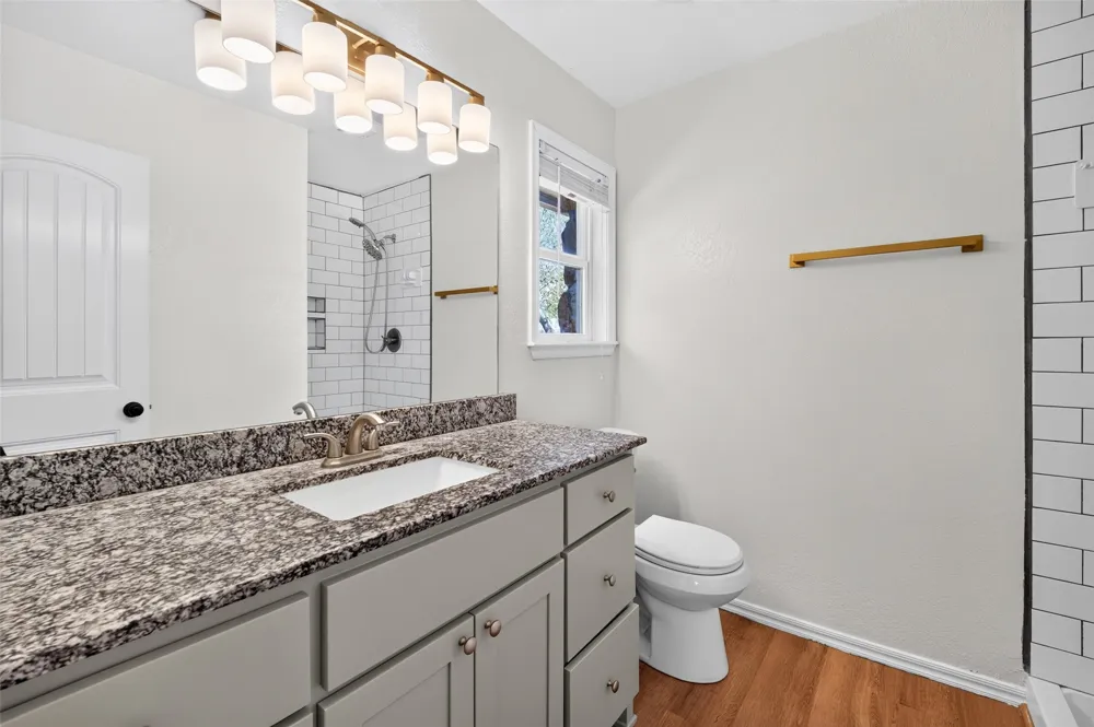 1631 Valley Parkway Claremore, OK 74017