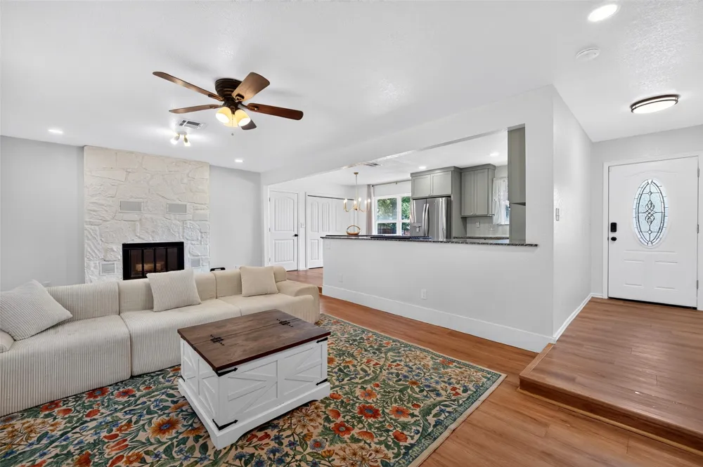 1631 Valley Parkway Claremore, OK 74017