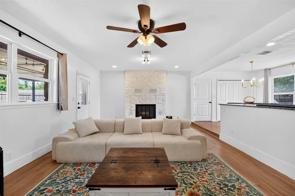 1631 Valley Parkway Claremore, OK 74017