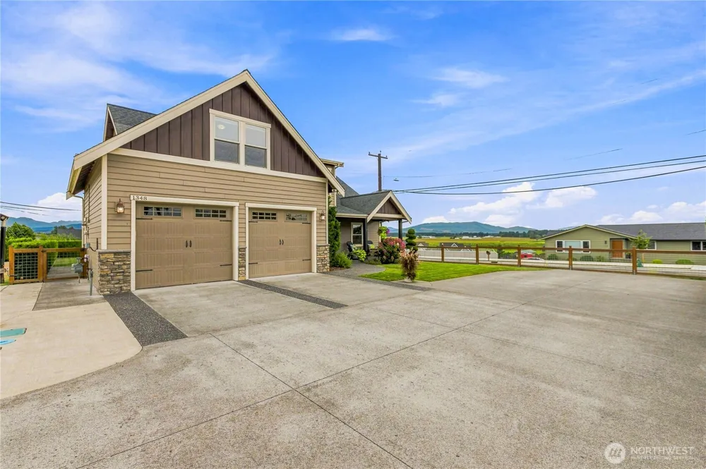 1348 Larkspur Street Lynden, WA 98264