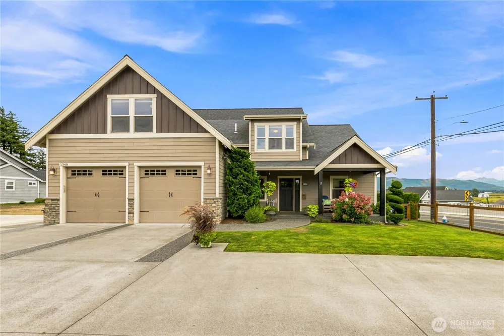 1348 Larkspur Street Lynden, WA 98264