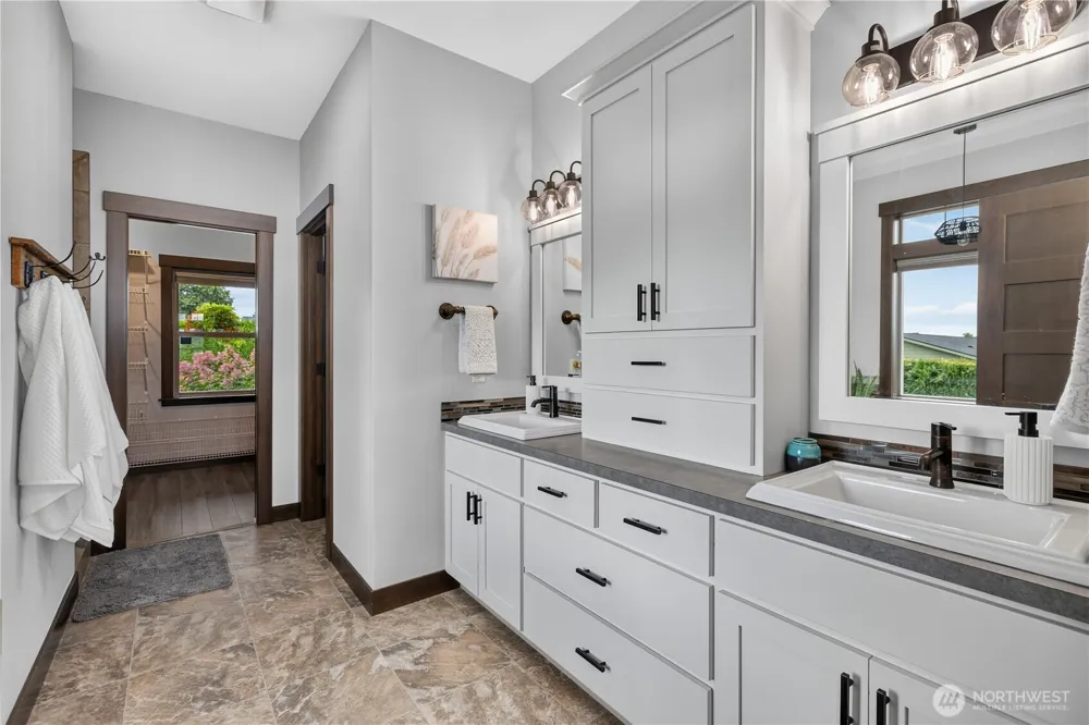 1348 Larkspur Street Lynden, WA 98264