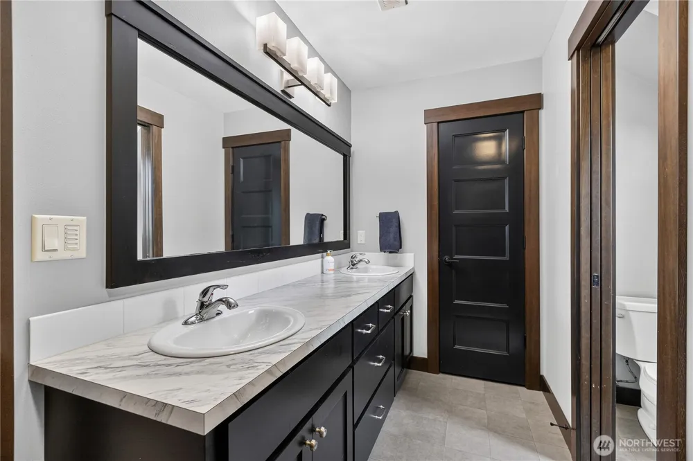 1348 Larkspur Street Lynden, WA 98264