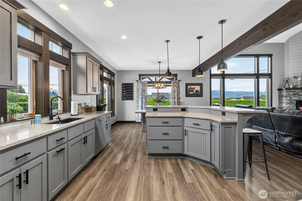 1348 Larkspur Street Lynden, WA 98264