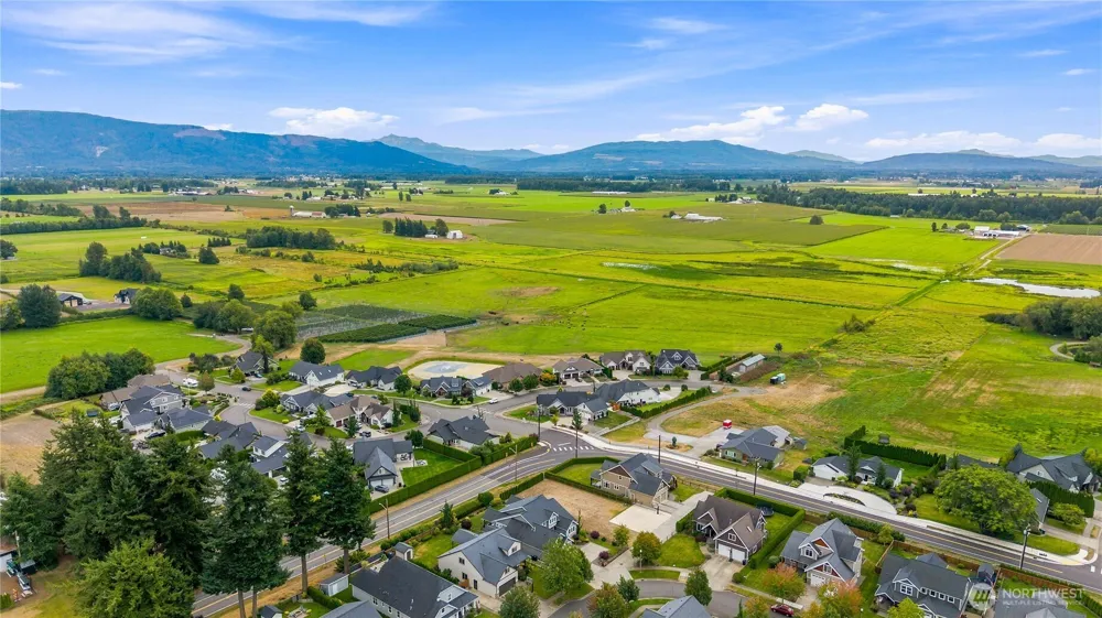 1348 Larkspur Street Lynden, WA 98264