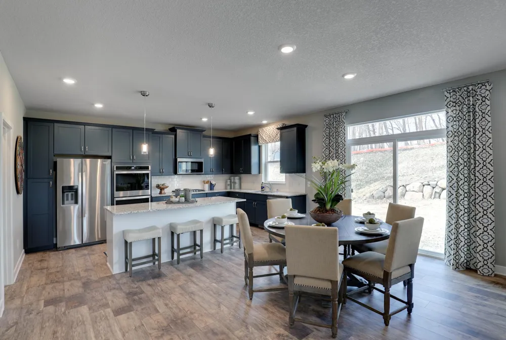 4978 Blake Way Woodbury, MN 55129