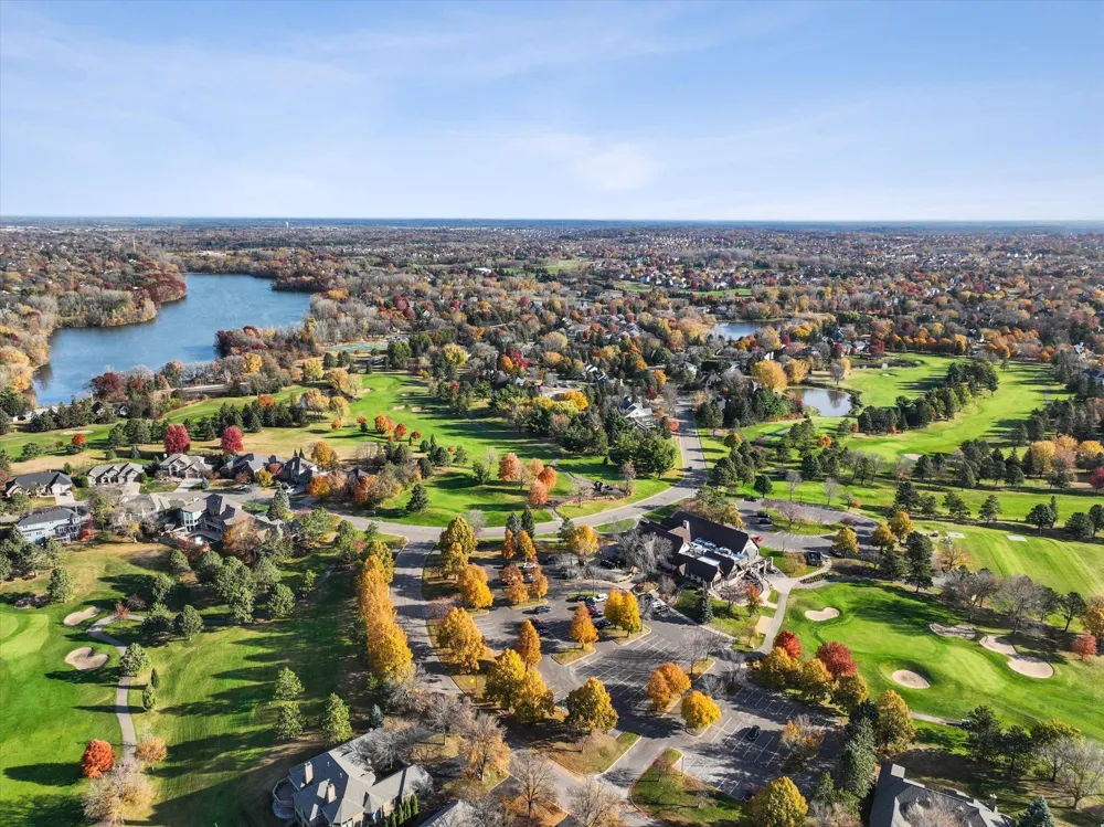 4978 Blake Way Woodbury, MN 55129