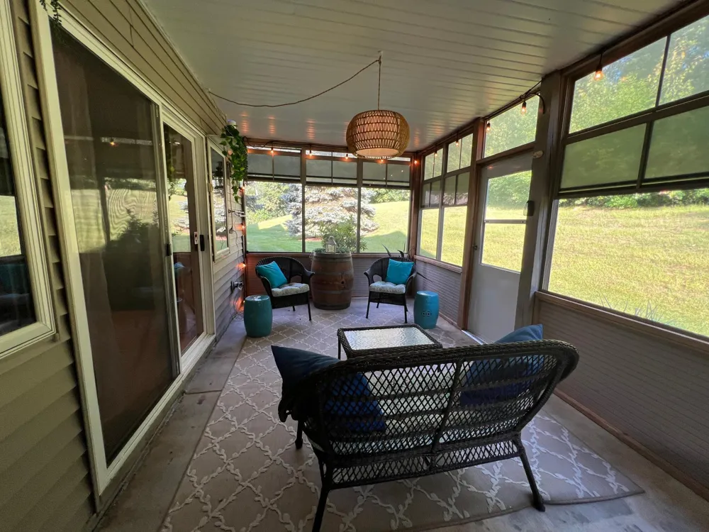 13904 Shoreside Court Savage, MN 55378