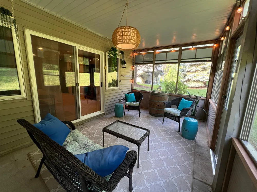 13904 Shoreside Court Savage, MN 55378