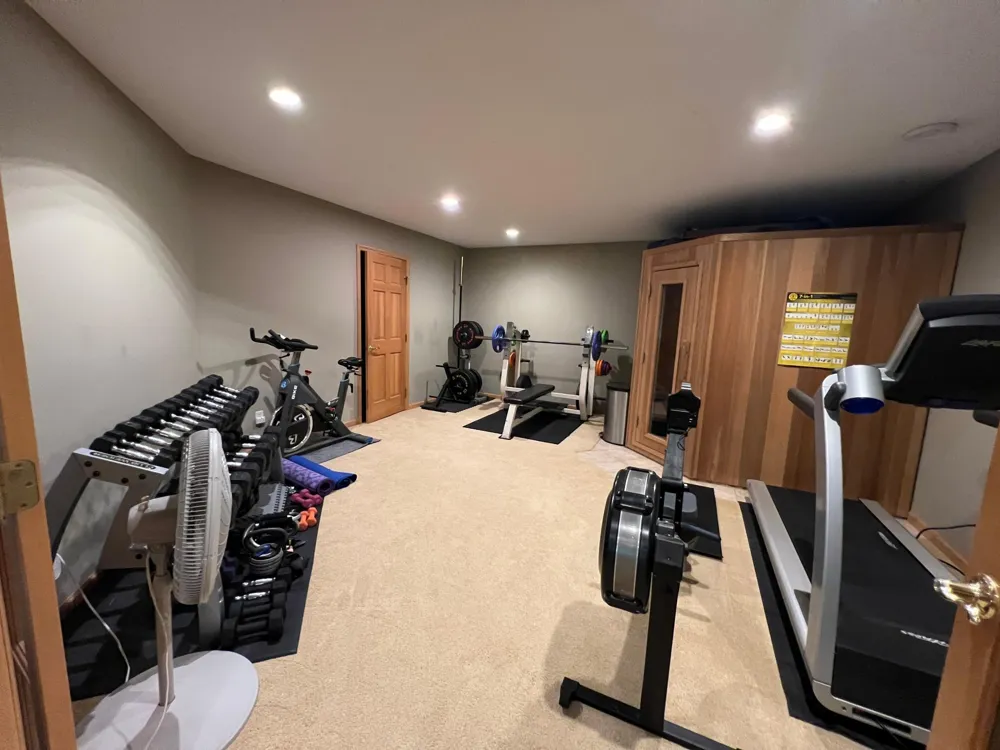 13904 Shoreside Court Savage, MN 55378