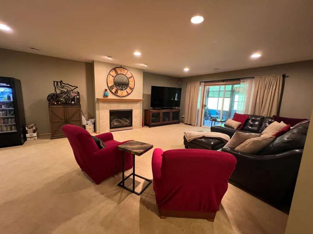 13904 Shoreside Court Savage, MN 55378