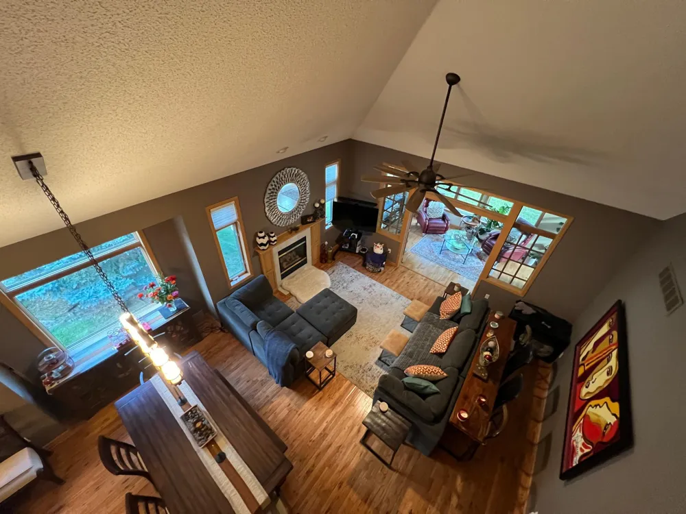 13904 Shoreside Court Savage, MN 55378
