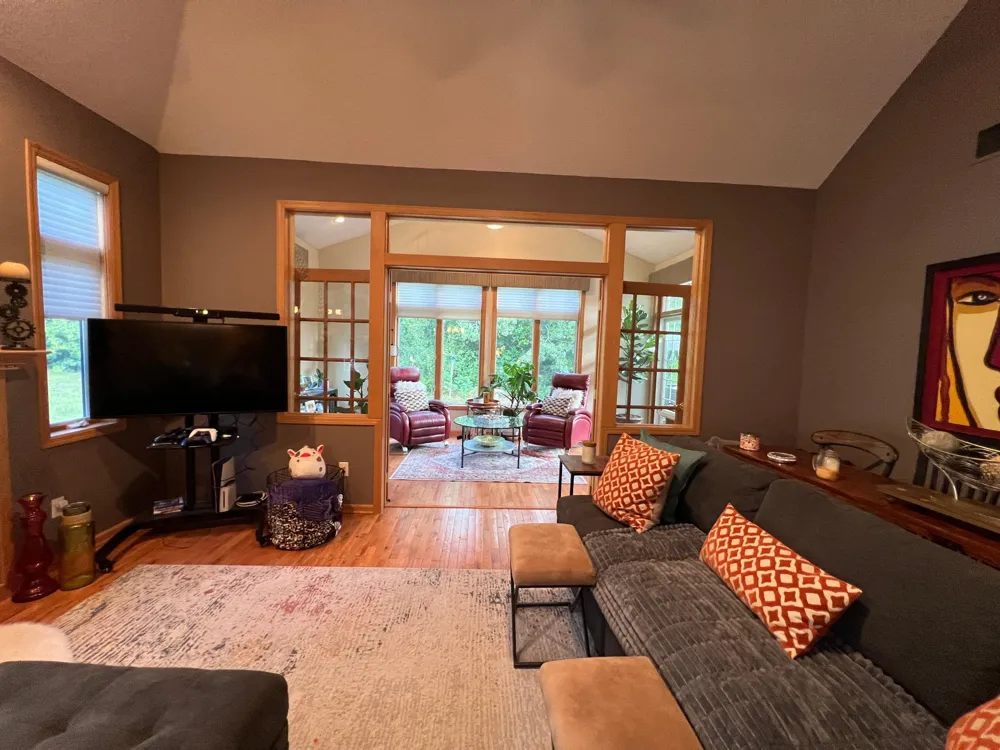 13904 Shoreside Court Savage, MN 55378