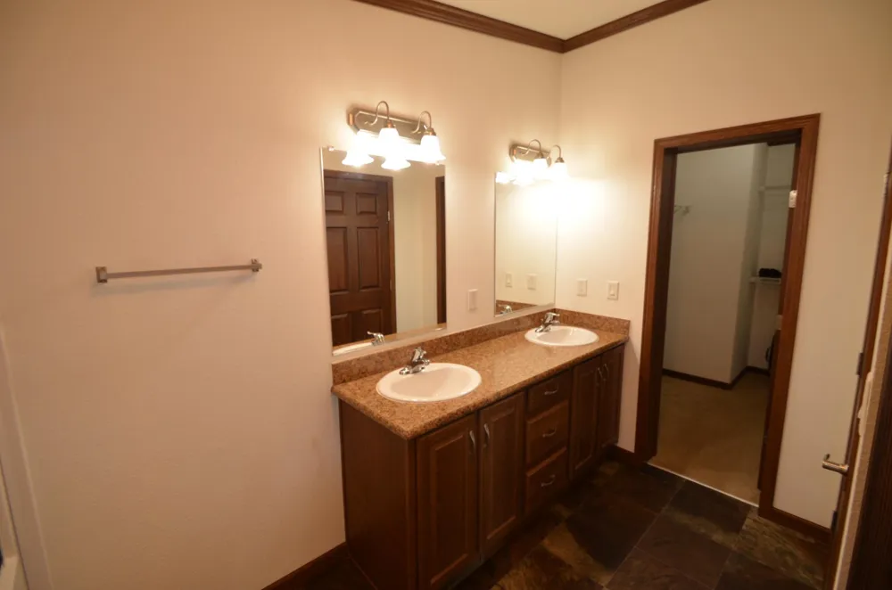 30160 Olinda Trail Lindstrom, MN 55045