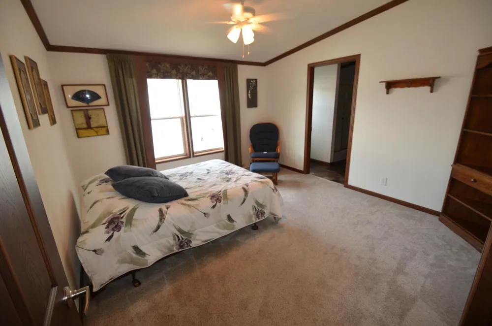 30160 Olinda Trail Lindstrom, MN 55045