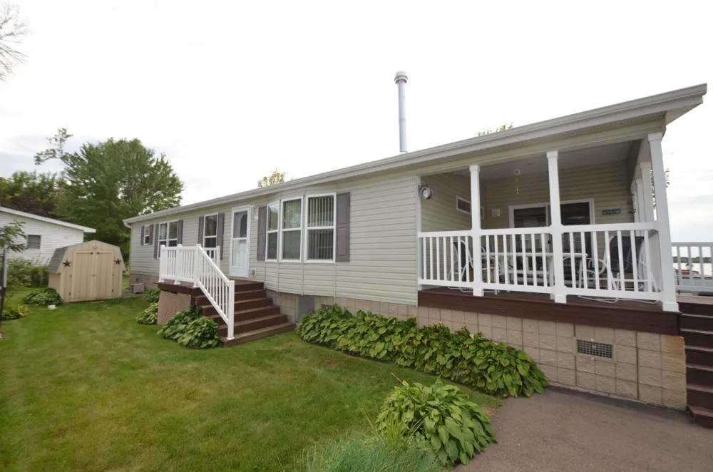30160 Olinda Trail Lindstrom, MN 55045
