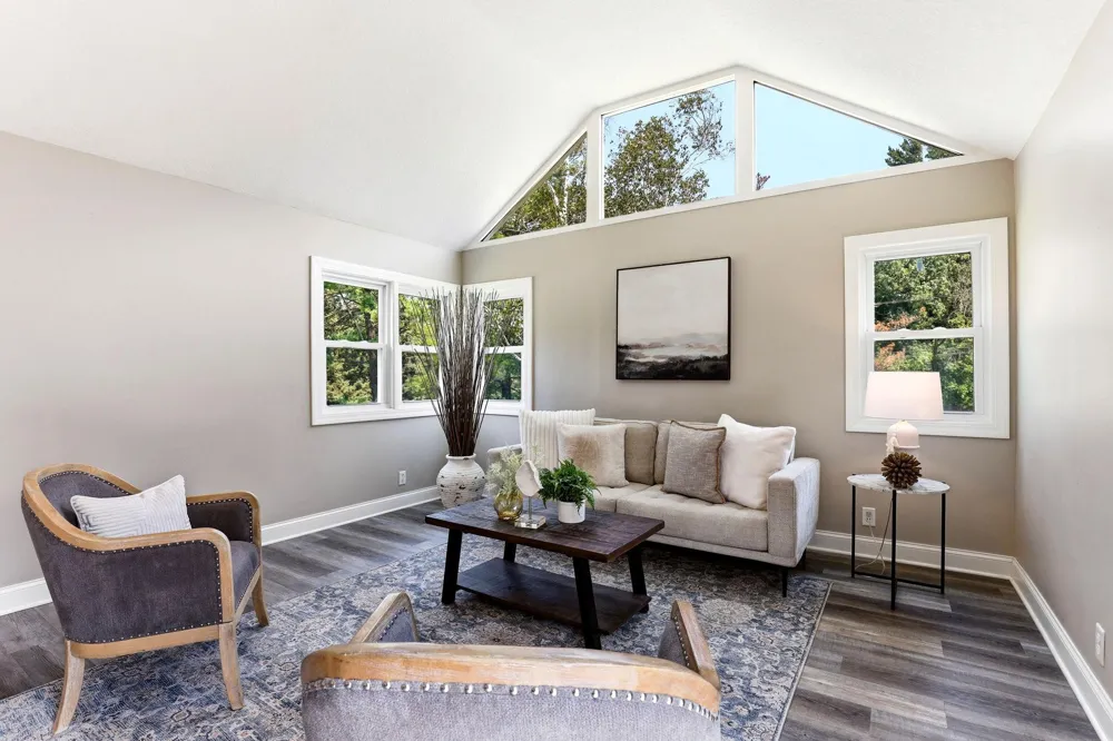 1922 Oakland Road Minnetonka, MN 55305