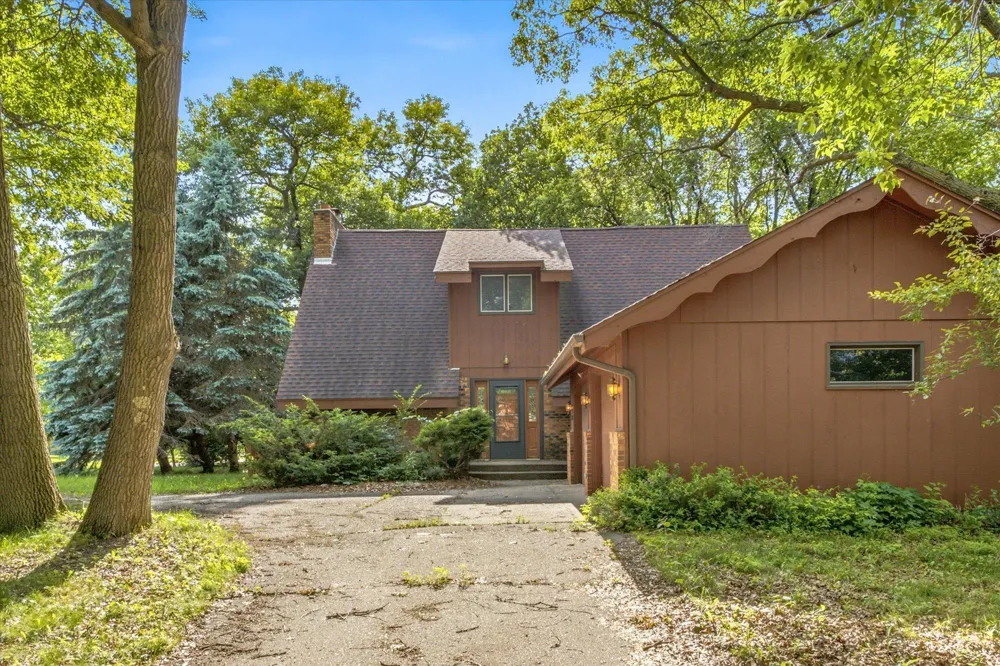 1817 Oregon Trail Saint Cloud, MN 56301