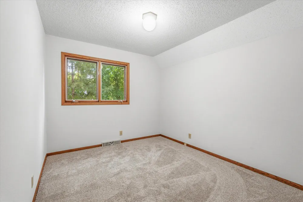 1817 Oregon Trail Saint Cloud, MN 56301
