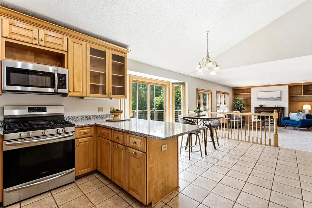 8843 Blackoaks Lane Maple Grove, MN 55311