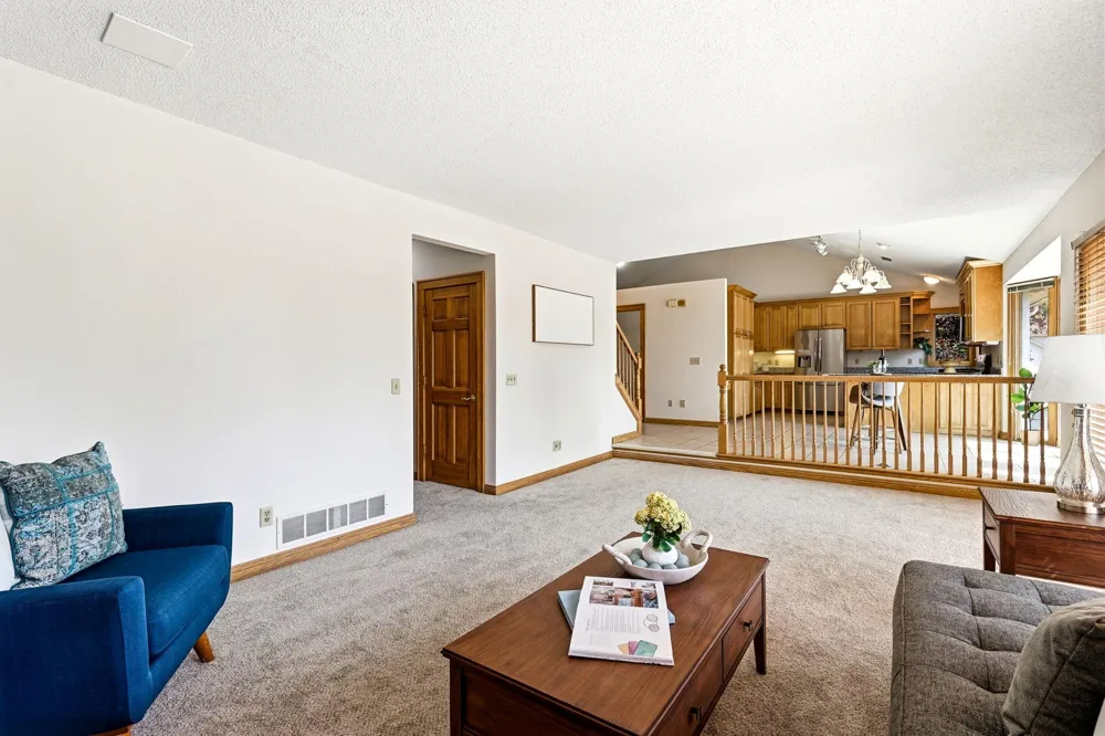 8843 Blackoaks Lane Maple Grove, MN 55311