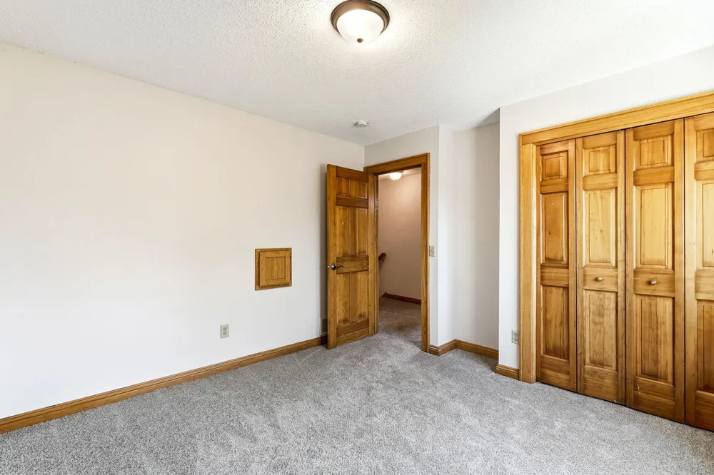 8843 Blackoaks Lane Maple Grove, MN 55311