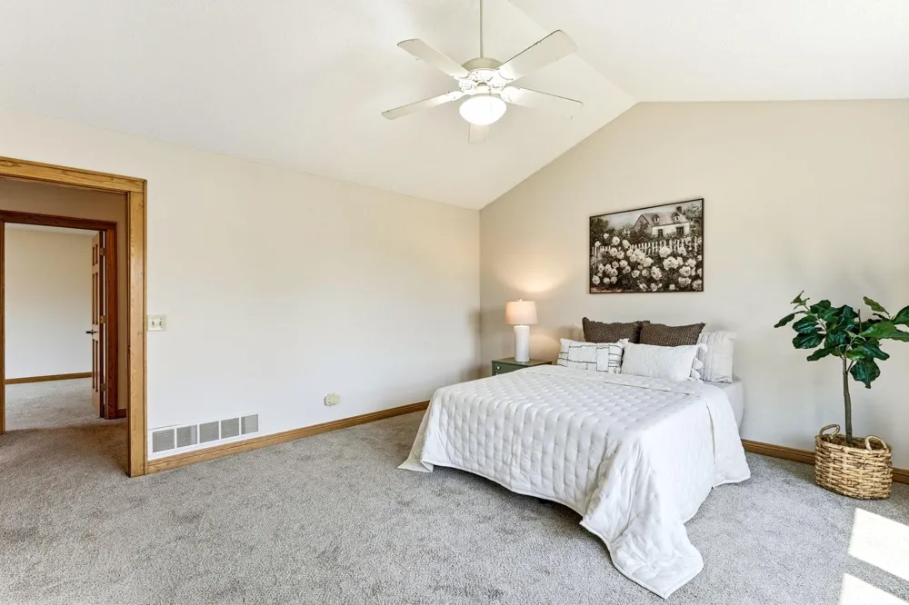 8843 Blackoaks Lane Maple Grove, MN 55311