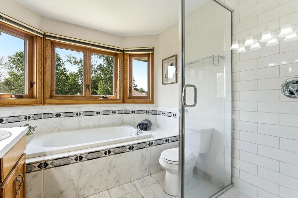 8843 Blackoaks Lane Maple Grove, MN 55311