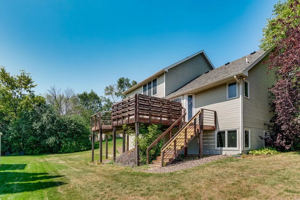 8843 Blackoaks Lane Maple Grove, MN 55311