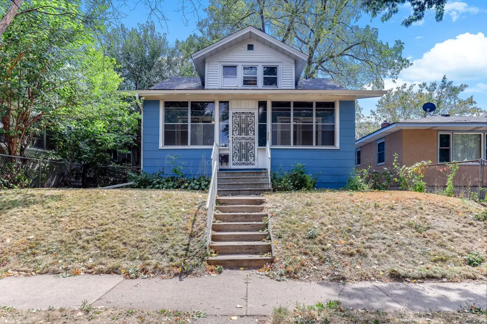 706 Fuller Avenue Saint Paul, MN 55104
