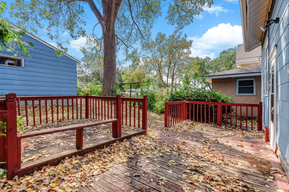 706 Fuller Avenue Saint Paul, MN 55104
