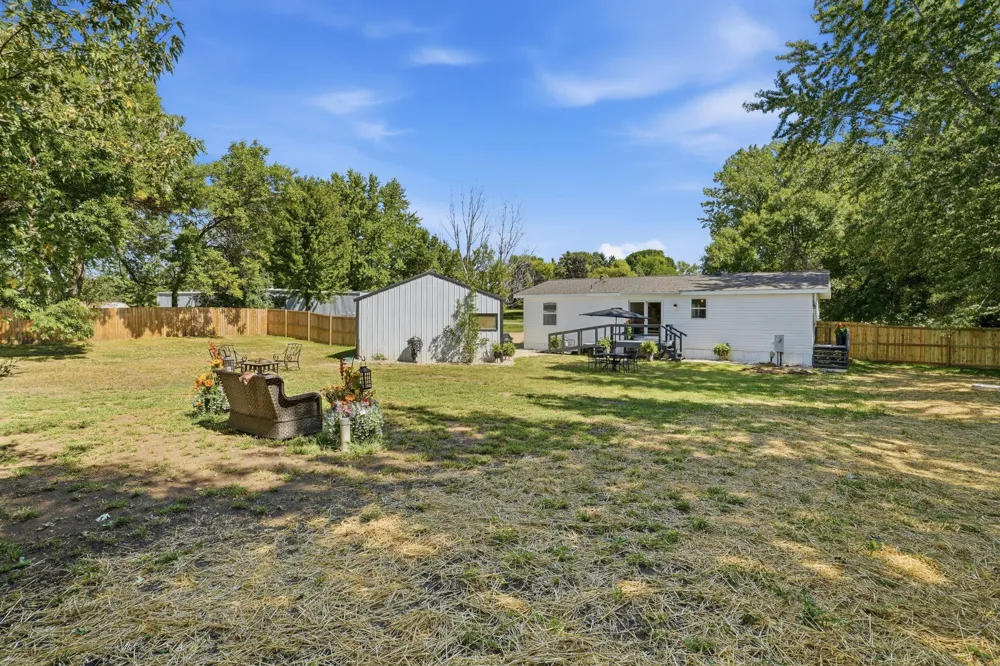 19394 63rd Street NE New London, MN 56273