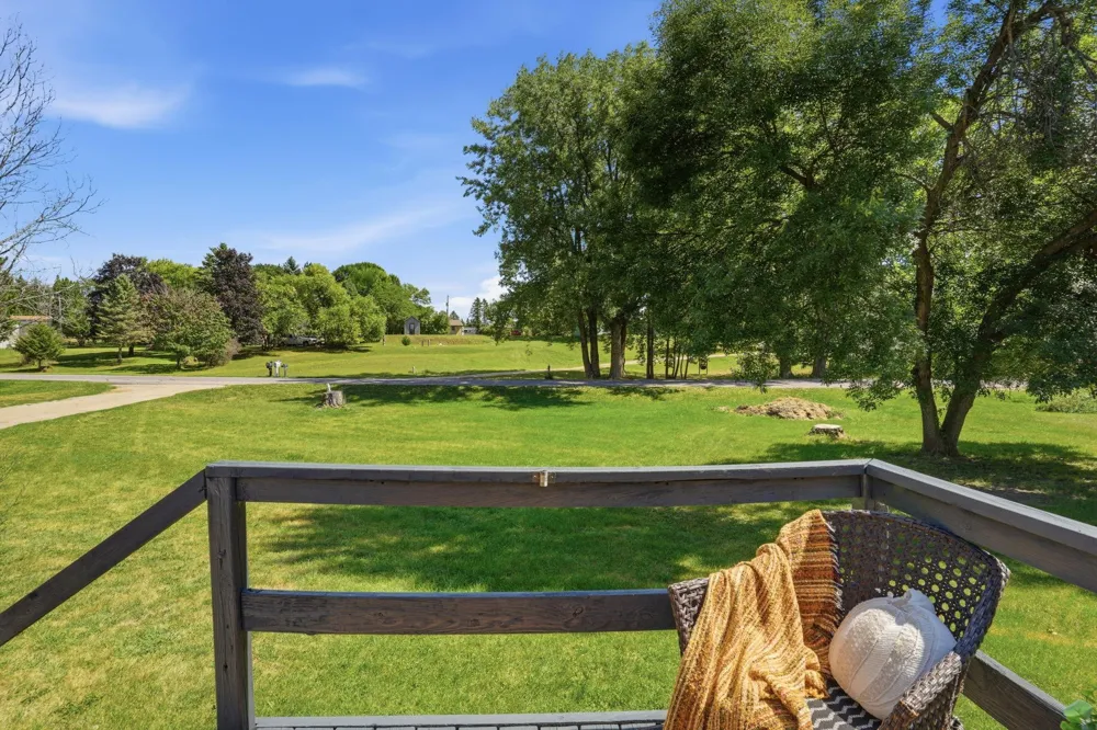 19394 63rd Street NE New London, MN 56273
