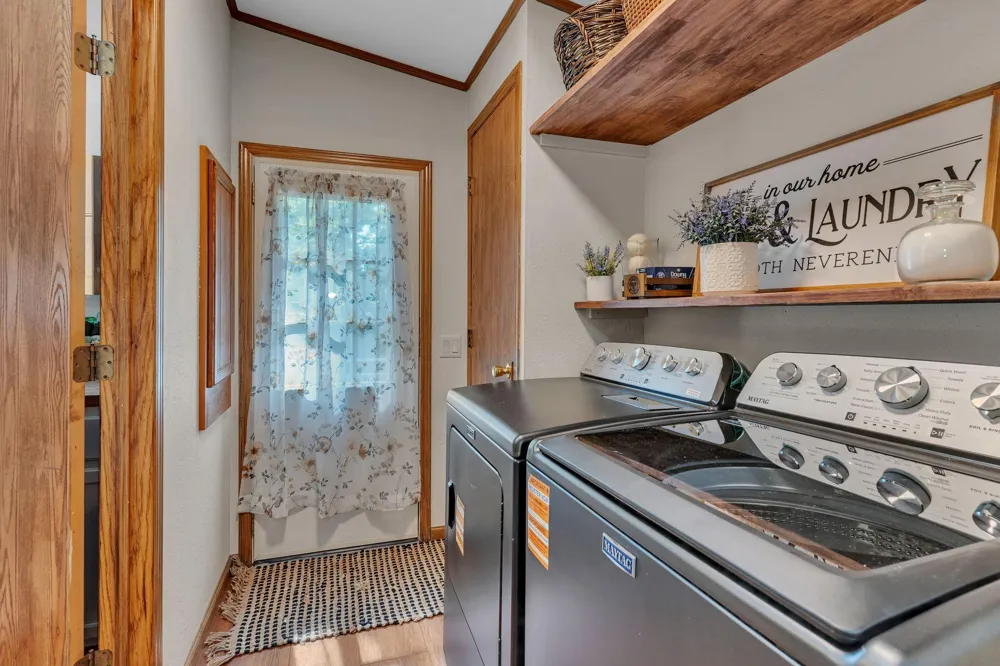 19394 63rd Street NE New London, MN 56273