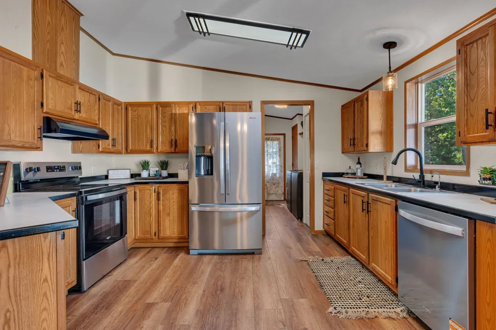 19394 63rd Street NE New London, MN 56273