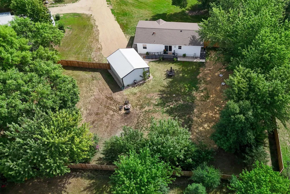 19394 63rd Street NE New London, MN 56273