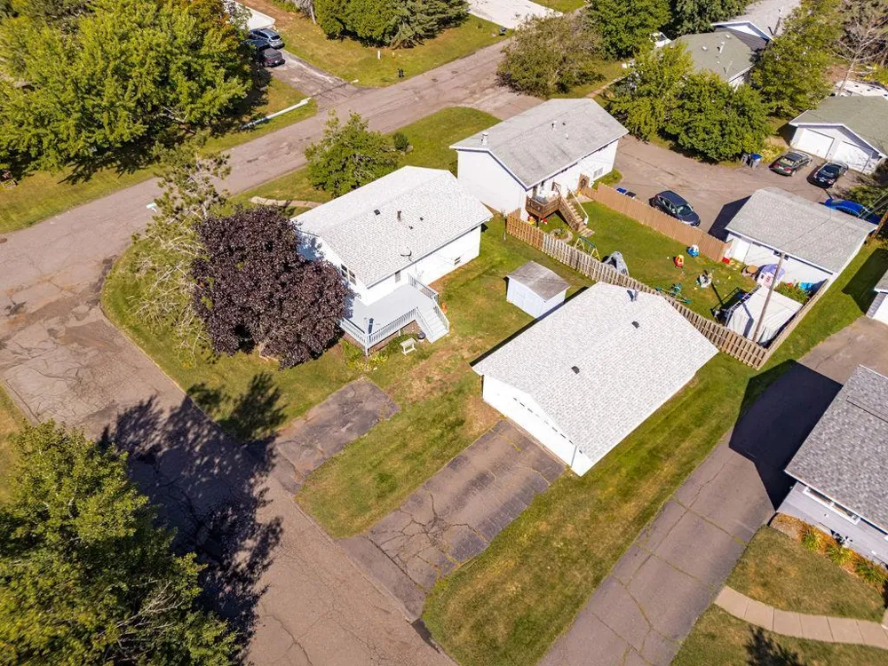 2802 Triggs Avenue Duluth, MN 55811